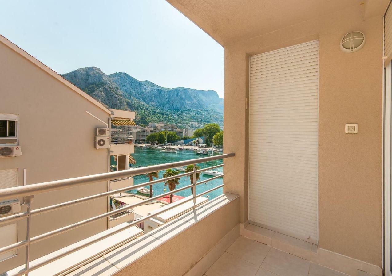 Modern New Flat Next To River Cetina Omis Exterior photo